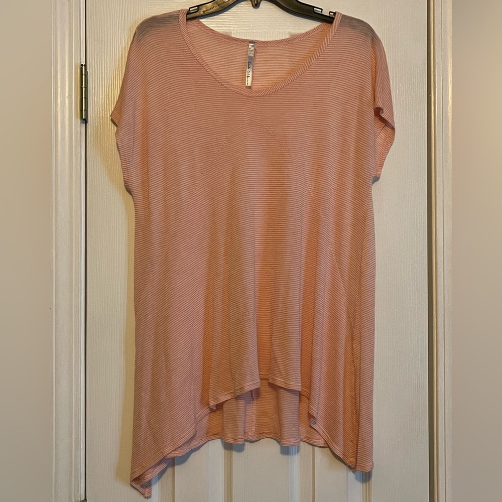 Boutique brand peachy stripe top
